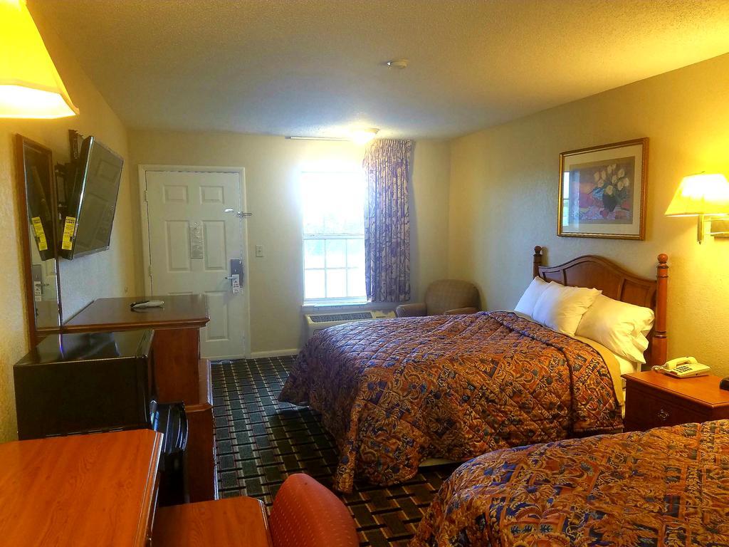 Americas Best Value Inn-Winnsboro Exterior photo