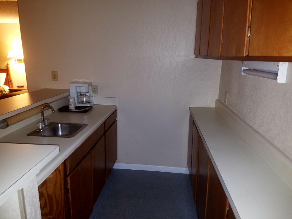 Americas Best Value Inn-Winnsboro Exterior photo